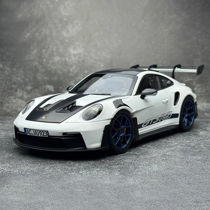 PORSCHE 911 GT3 1:18