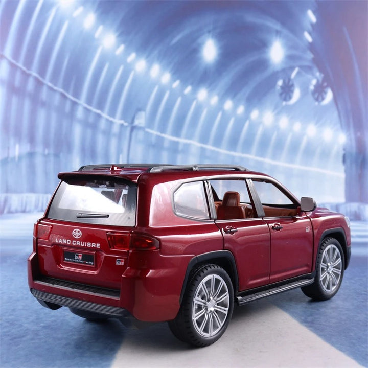 Toyota Land Cruiser 1:24