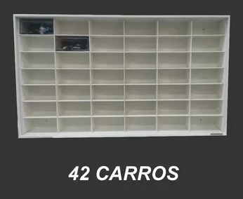 Quadro com 42 miniaturas Escala 1:43