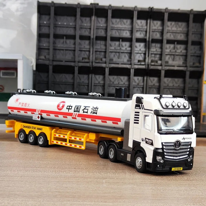 Caminhão Tanque Óleo 1:50 35cm