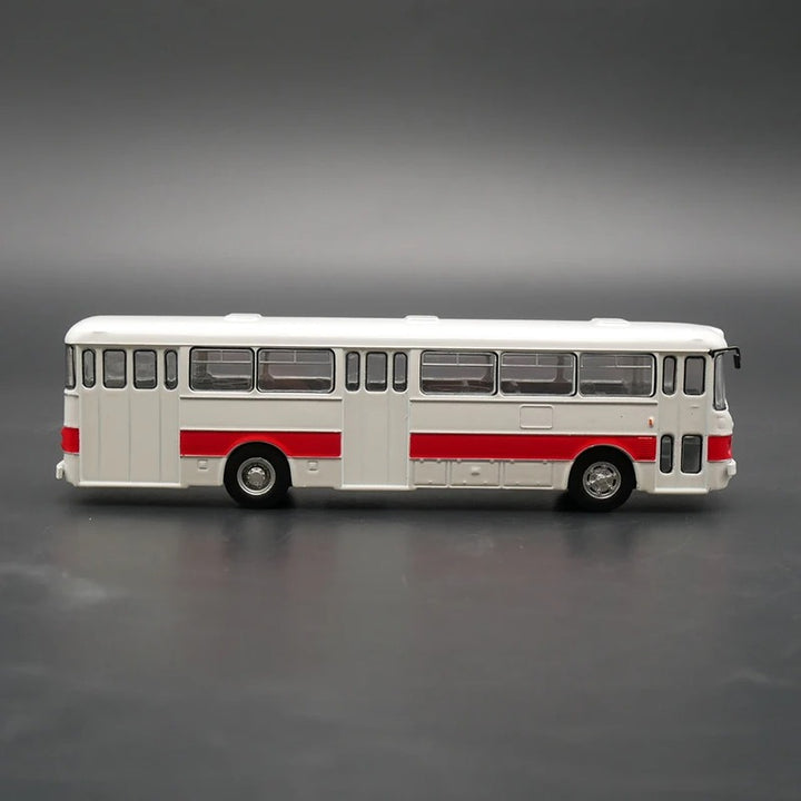 Ônibus 1:50