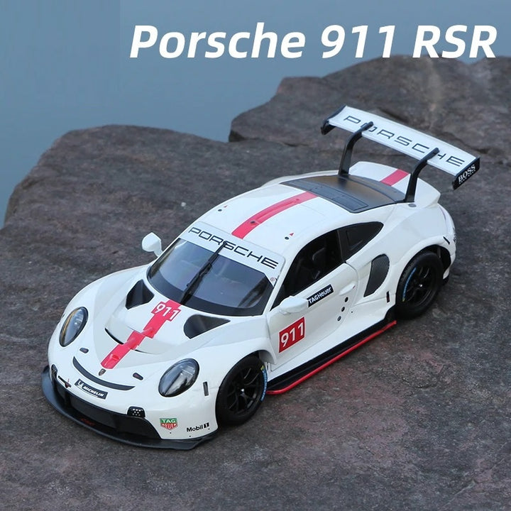 Porsche 911 RSR LM  1:24 20cm