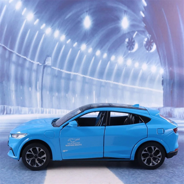 Ford Mustang Mach-E SUV Elétrico 1:24