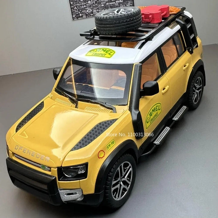 Land Rover Defender Camel Trophy 1:24 22cm