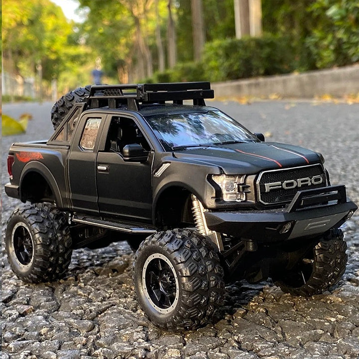 Ford Raptor F150 SVT 1:32 19cm
