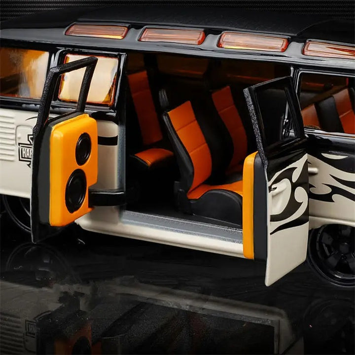 Kombi Personalizada Volkswagen 1:24