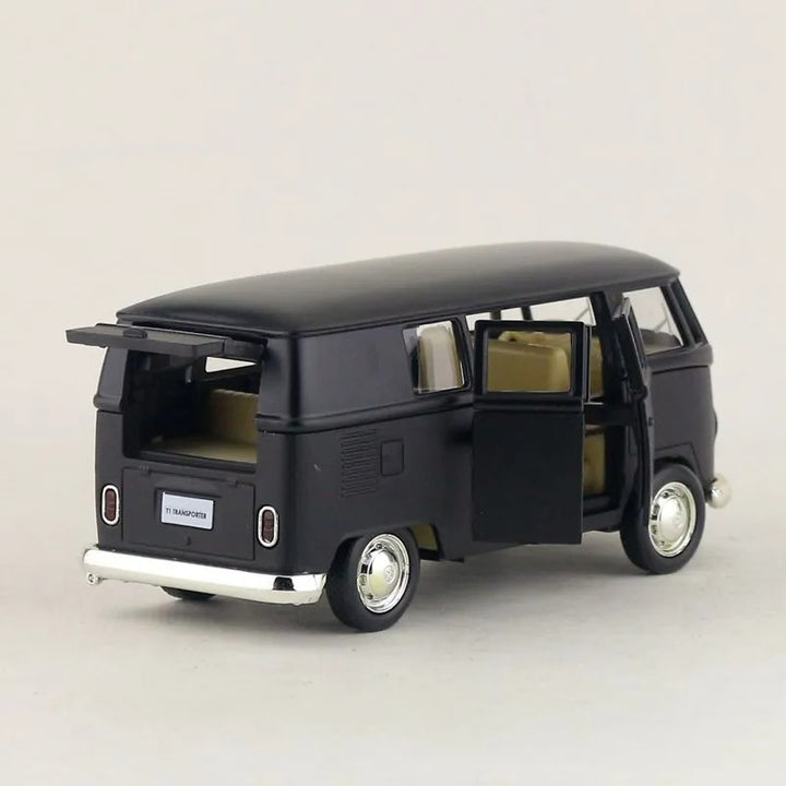 Kombi 1:36
