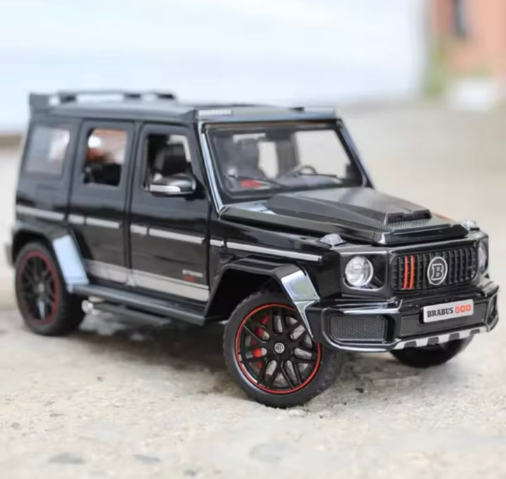 Mercedes Benz BRABUS G800 1:24
