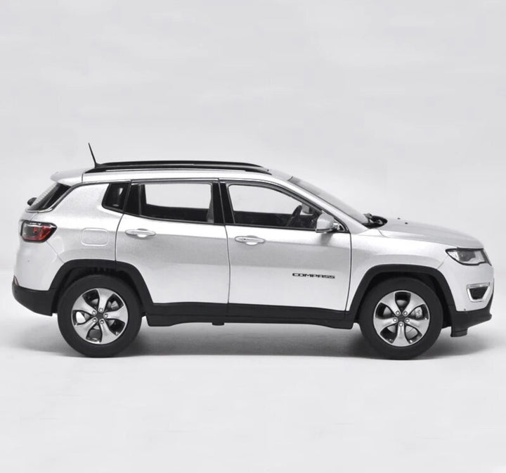 Jeep Compass 1:18