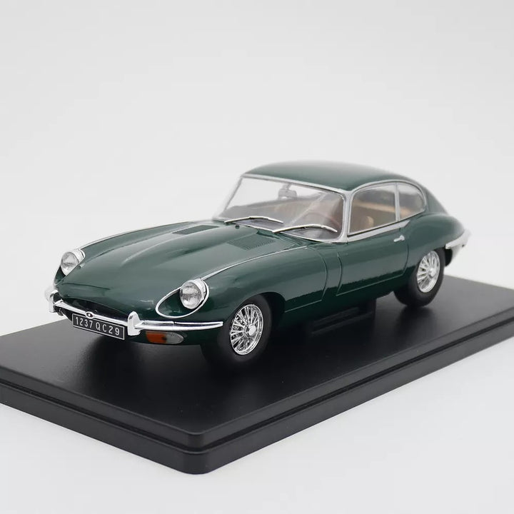 Jaguar E Type 1:24