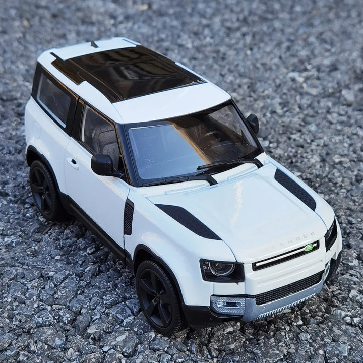 Land Rover Defender SUV 1:24 19cm