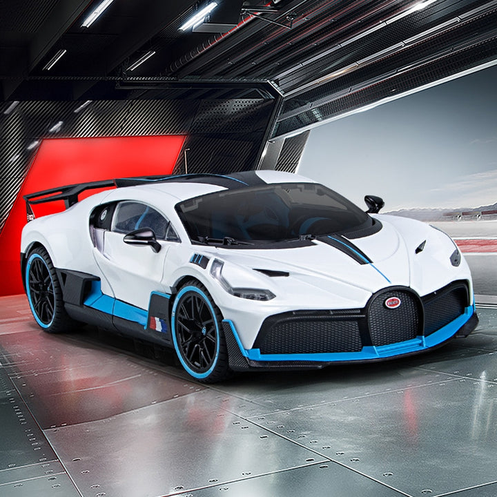 Bugatti Divo 1:18 26cm