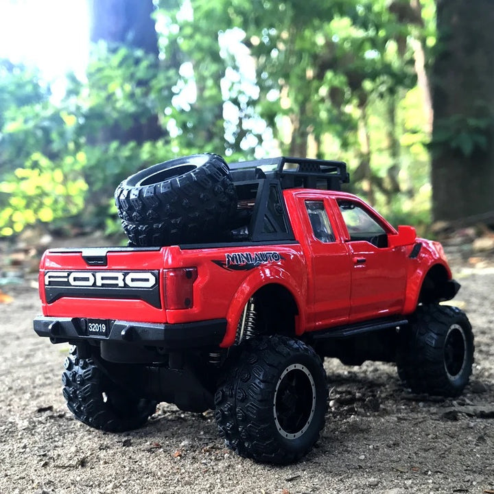 Ford Raptor F150 SVT 1:32 19cm