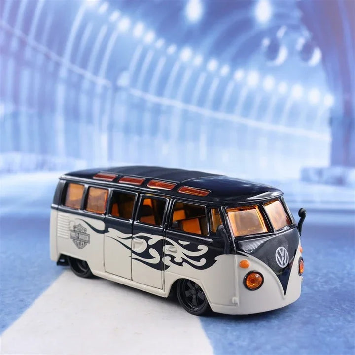Kombi Personalizada Volkswagen 1:24