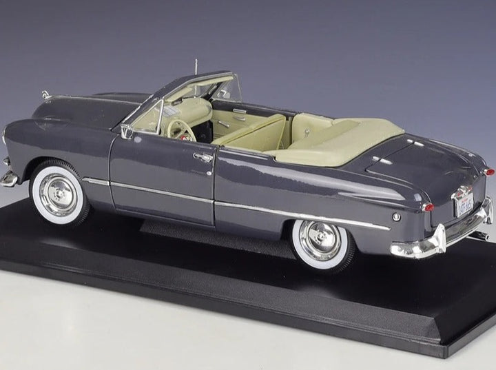 Ford 1949 1:18
