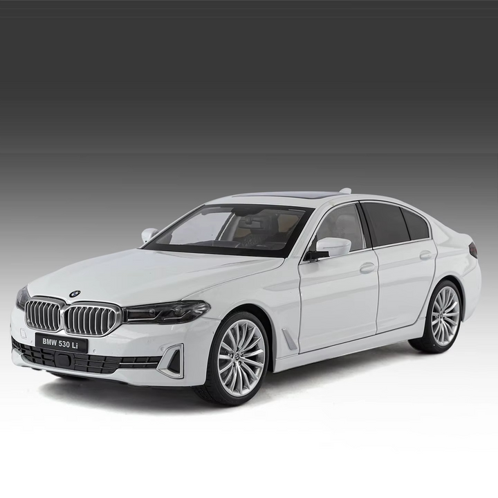 BMW 530LI 1:18 26cm