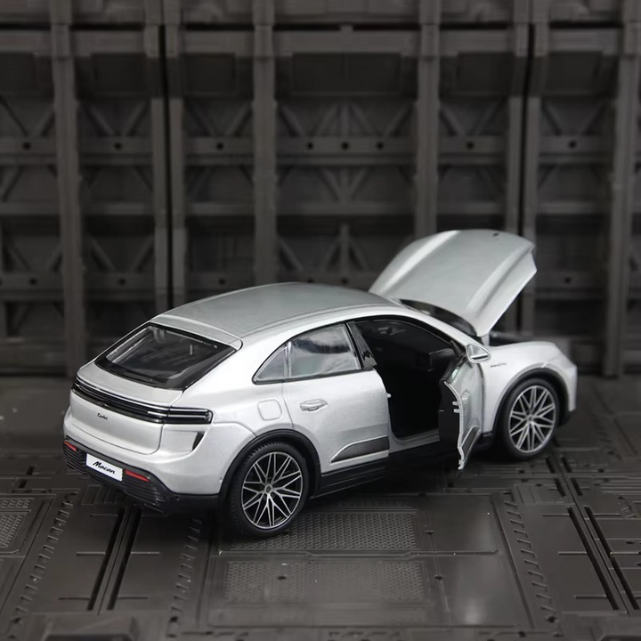 Porsche Macan 4 Electric 1:24