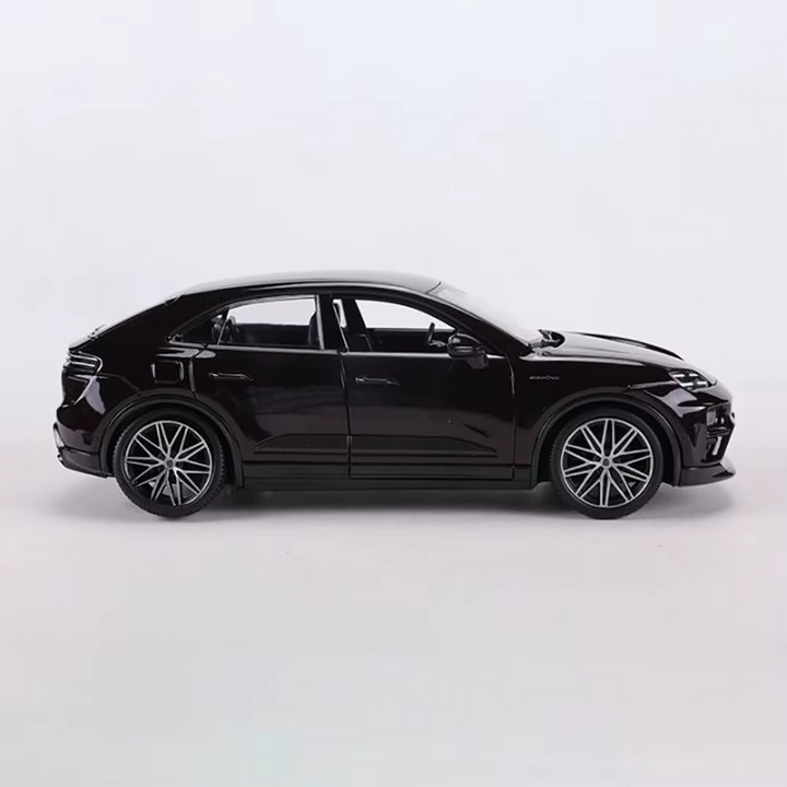 Porsche Macan 4 Electric 1:24