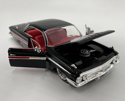 Chevy Impala 1961 1:24