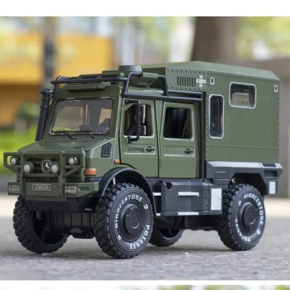 Mercedes-Benz MotorHome 1:24