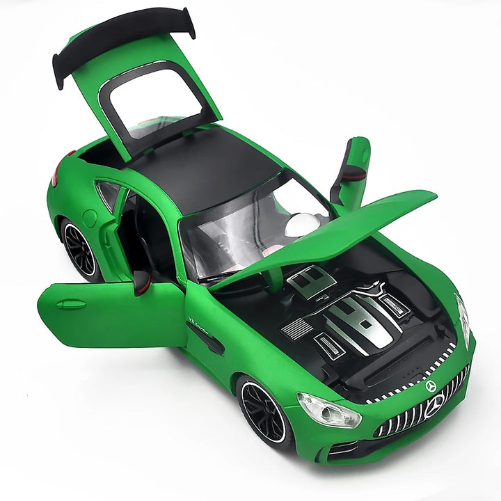 Mercedes-AMG GT R 1:24 19cm