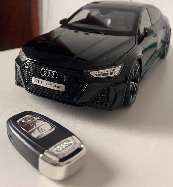 Audi RS7 1:18 27cm + Controle - Recarregável USB