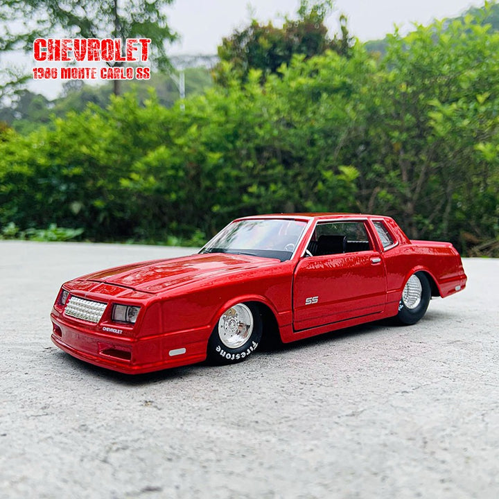 Chevrolet Monte Carlo SS 1986 1:24 19cm