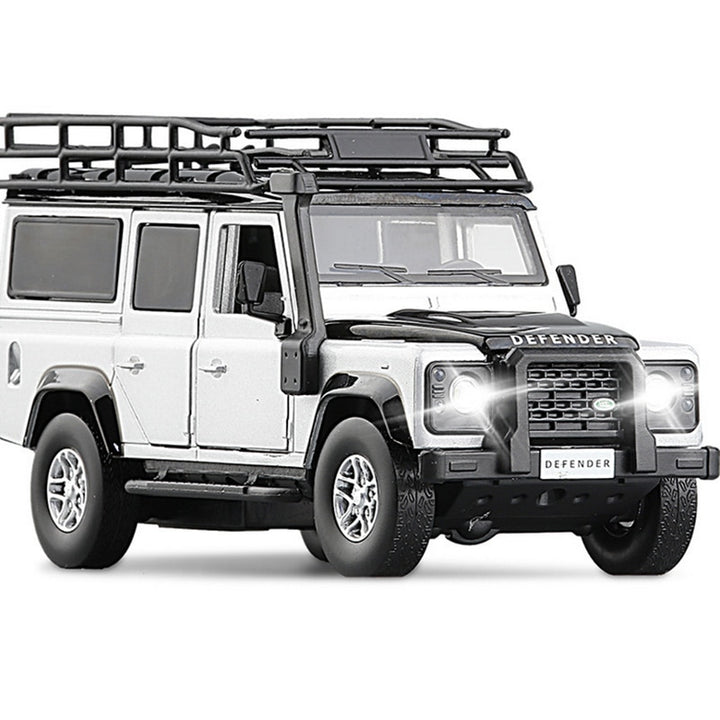 Land Rover Defender 110 1:32