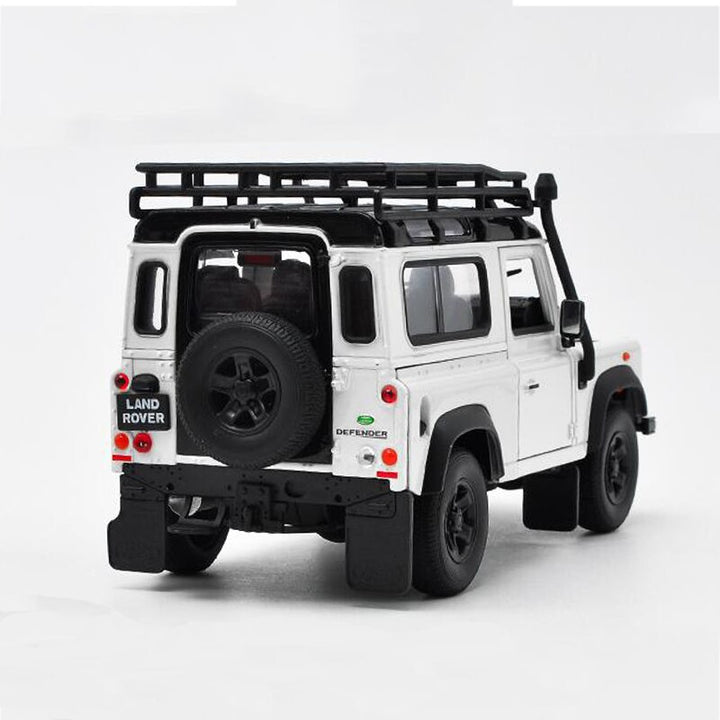 Land Rover Defender 1:24