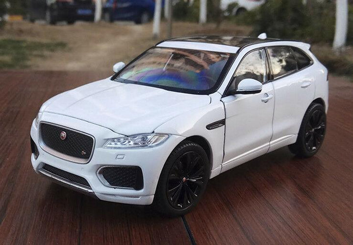 JAGUAR F-PACE 1:24