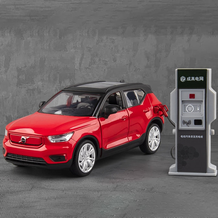 Volvo XC40 1:32 + Brinde: Bomba de Combustível