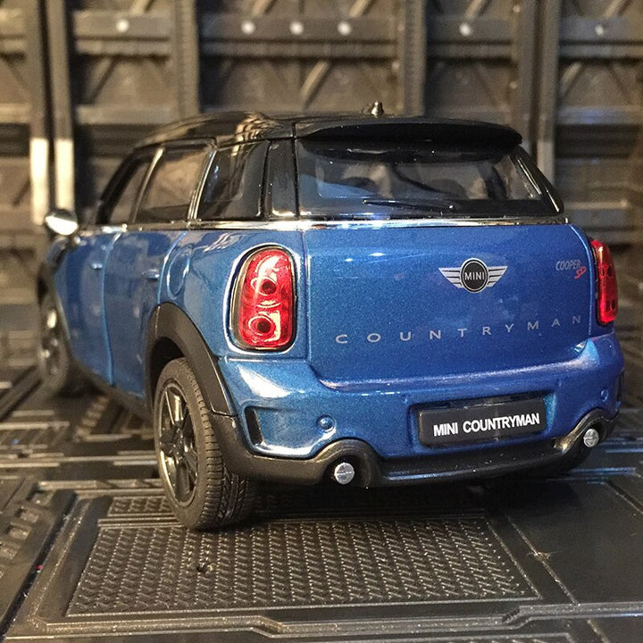 BMW Mini Country 1:24