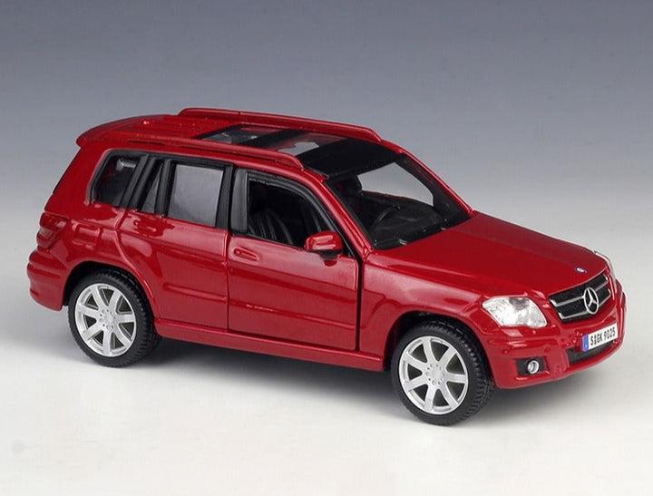 Mercedes Benz GLK 1:32