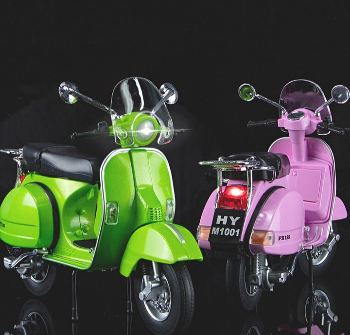 Moto Vespa 125 1:10