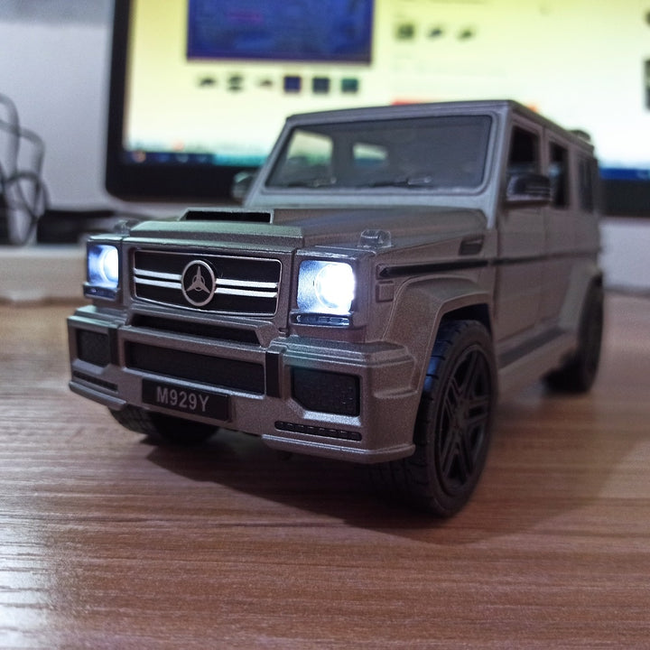 Mercedes-benz G65 1:24