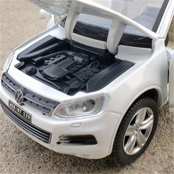Volkswagen Touareg SUV 1:32