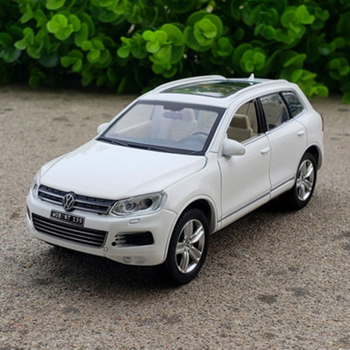 Volkswagen Touareg SUV 1:32