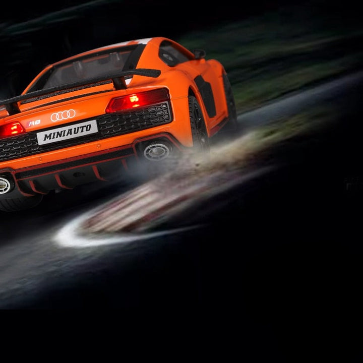 Audi R8 V10 1:24 20cm