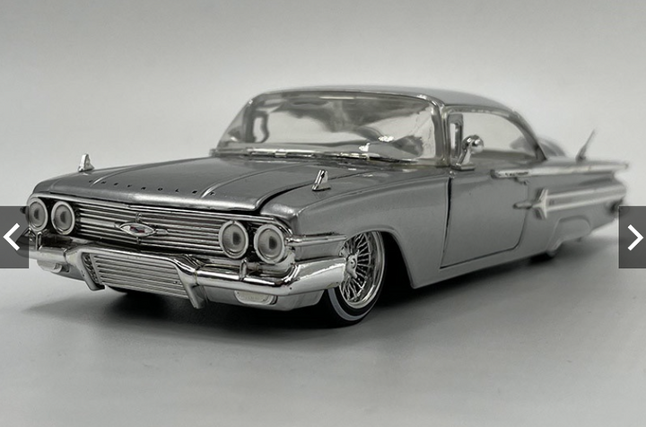 Chevy Impala 1:24 23cm