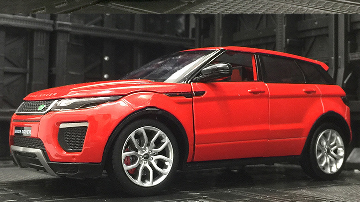 Range Rover Evoque 1:24 18cm