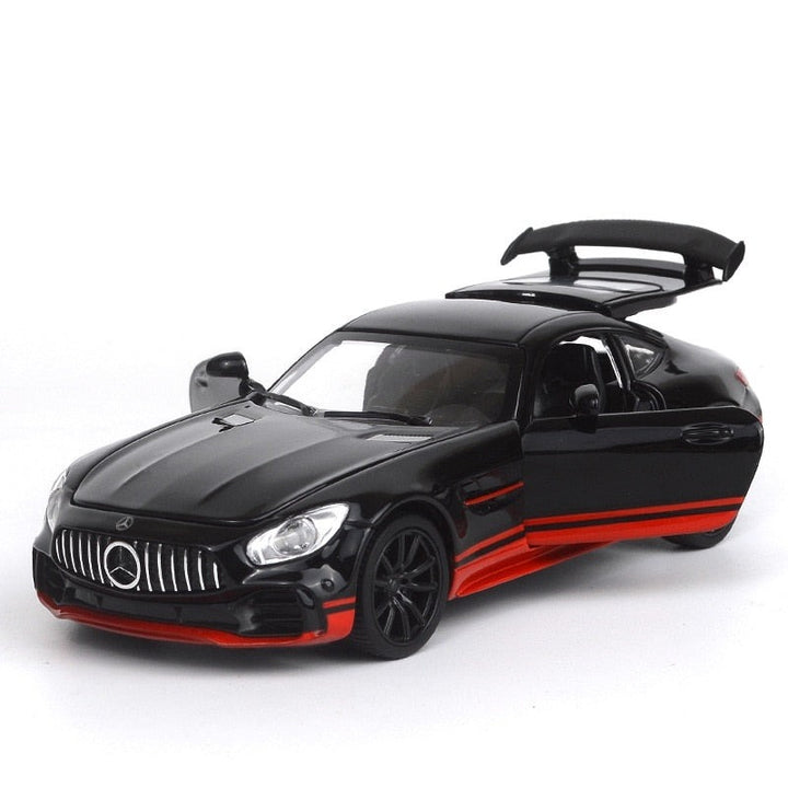 Mercedes Benz AMG GTR 1:32