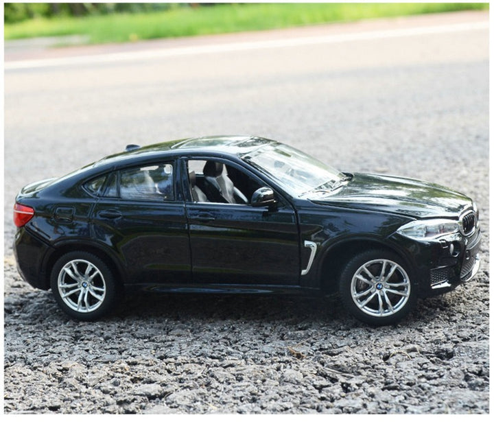 BMW X6 M 1:24 19CM