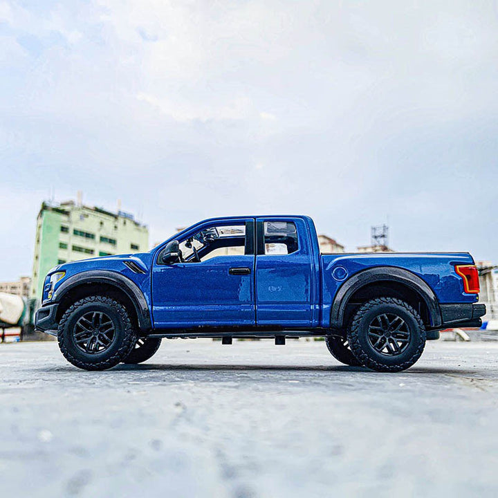 Ford Raptor F150 Pickup 1:24 23cm